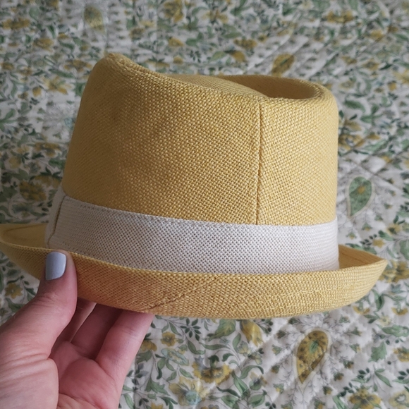 Forever21 Yellow canvas fedora hat with cr… - Picture 4 of 6